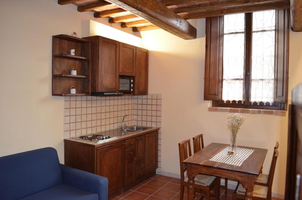 Palazzo Alle Mura Staggia Bagian luar foto